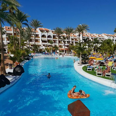 Duplex No 4, Close To Sea And Beach, Heated Pool, Aircondition, Wifi Appartamento